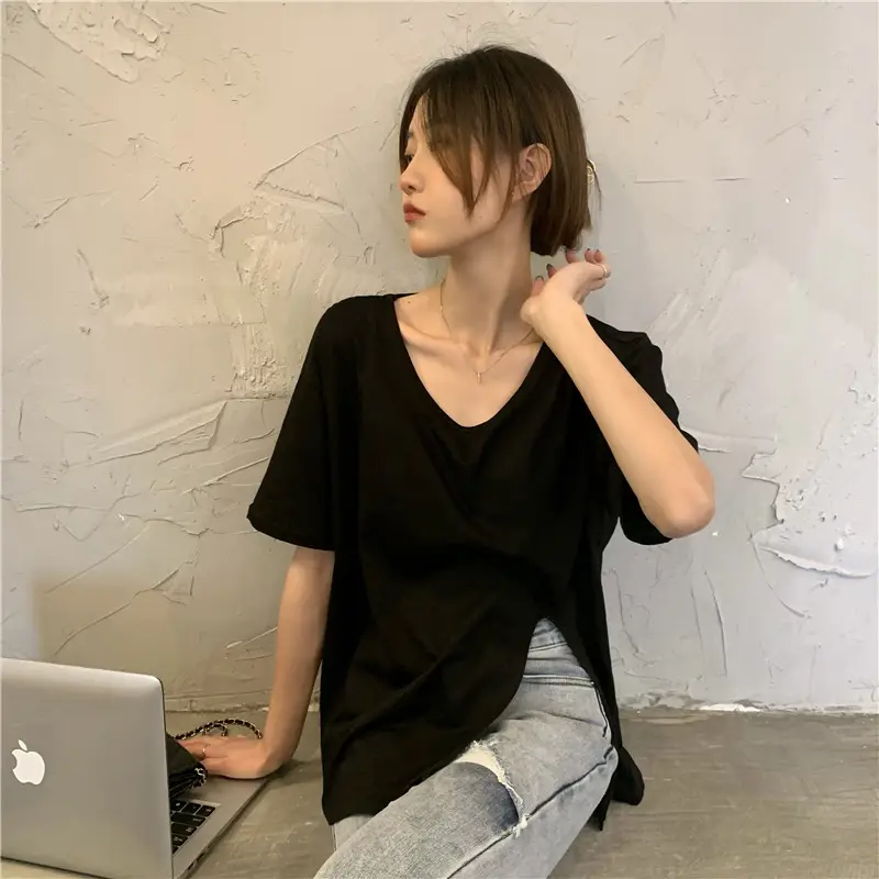 Women White Slit V-Neck T-Shirt Summer 2025 — feature 3