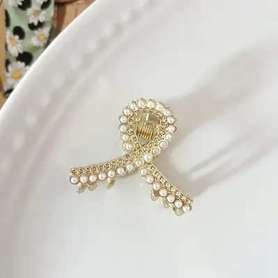 Mini Pearl & Crystal Hairpins for Girls - Image 2