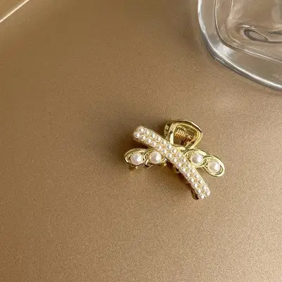 Mini Pearl & Crystal Hairpins for Girls - Image 4