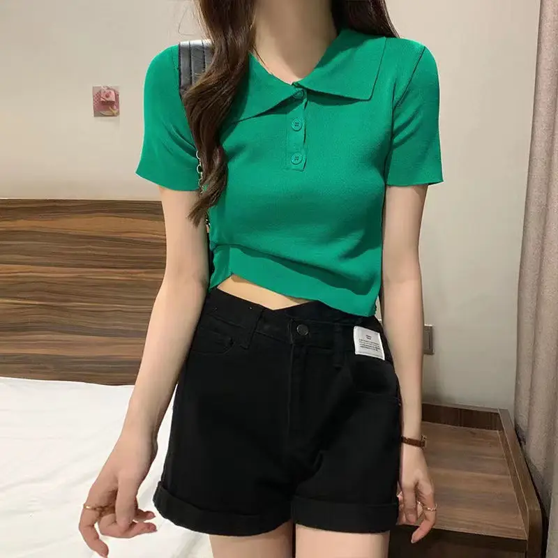 Women Pink Knit Lapel Short Sleeve Top Slim White Pants - Image 4