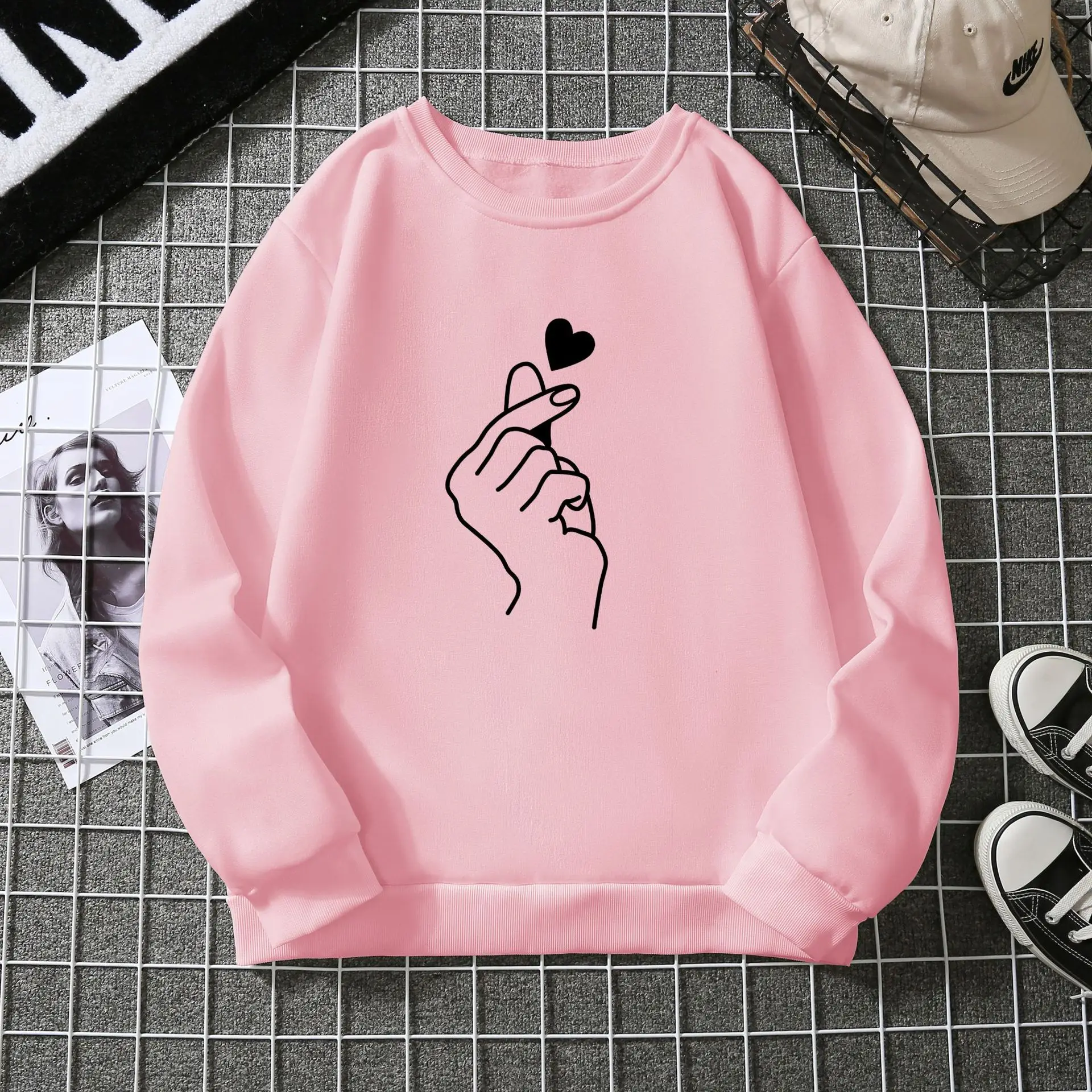 Women Black Heart Hand Print Sweatshirt 2022 - Image 2