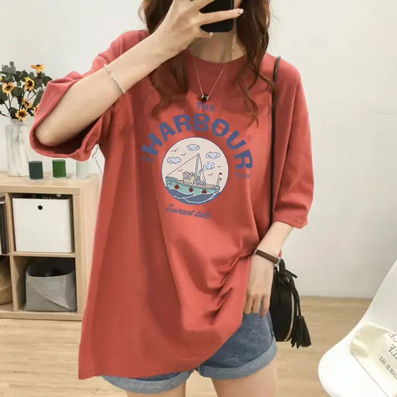 Korean Style Mid-Length Top for Plus Size Moms - Image 3