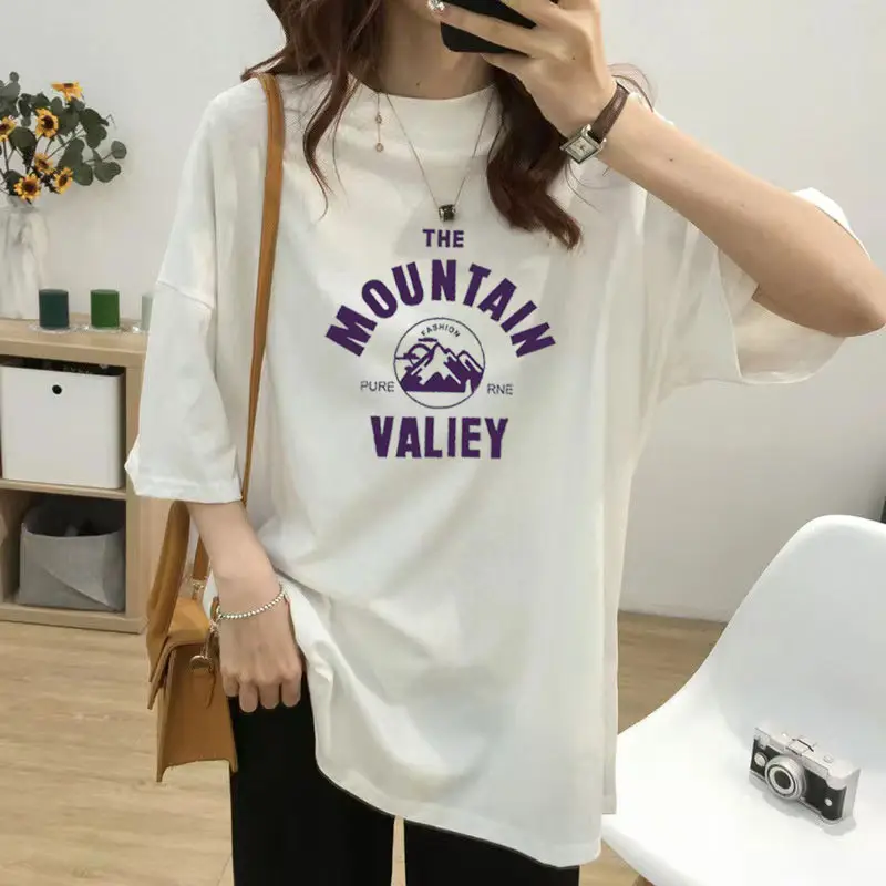 Korean Style Mid-Length Top for Plus Size Moms - Image 6