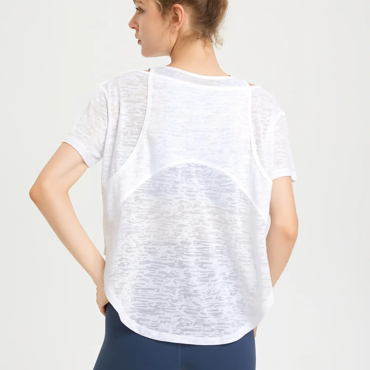 Women Crossbody Yoga Top Light Pink Loose Fit - Image 6