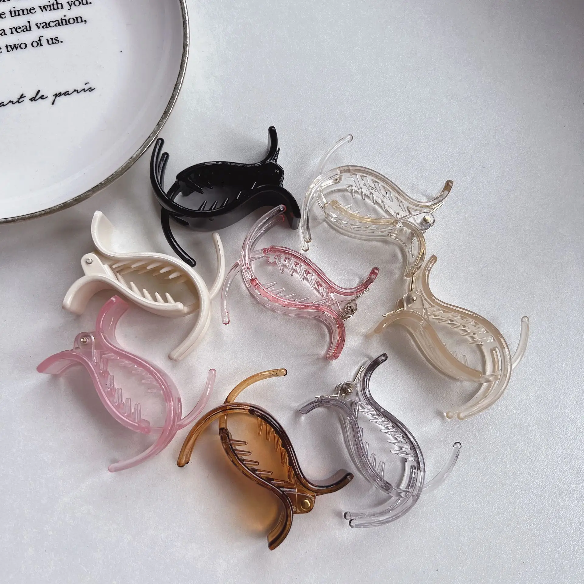 Elevated Cranial Top Back Head Disc Hair Shark Clip