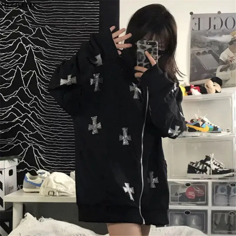 Women Printed Tie-Dye Hooded Sports Top Black - Image 4