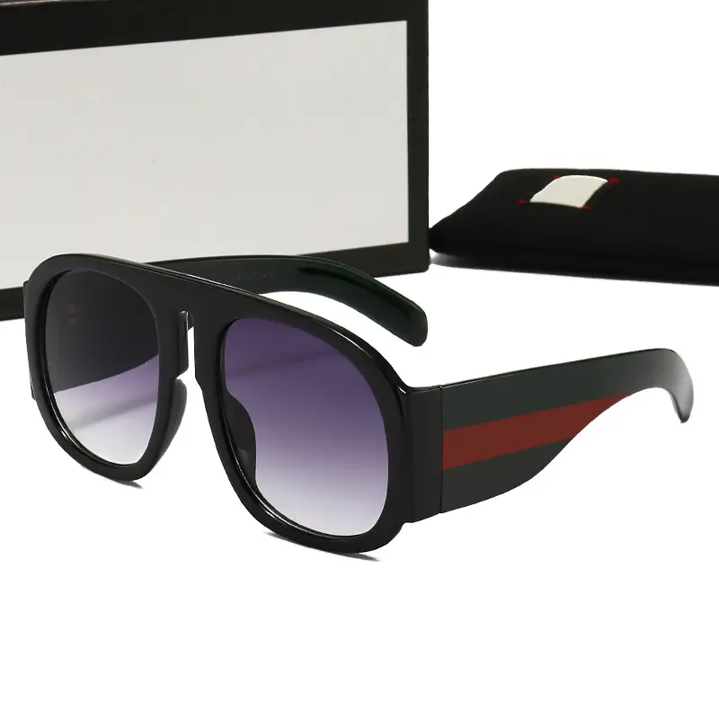 New Women's Trendy Brown Gradient Sunglasses - Image 3