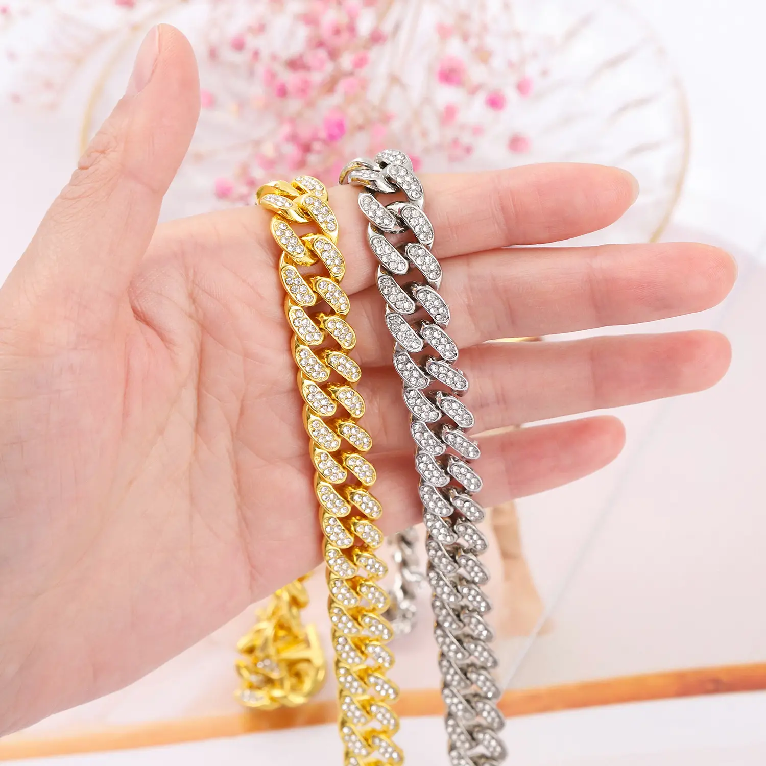 Full Diamond Cuban Chain Necklace for Men Women 13mm — feature 7