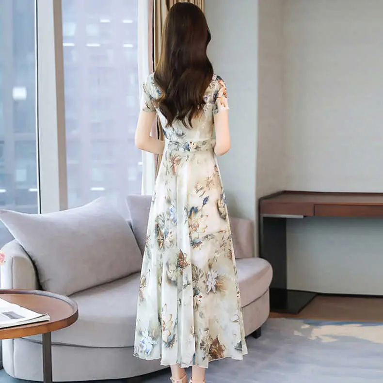 2024 Summer Floral V-Neck Plus Size Dress - Image 4