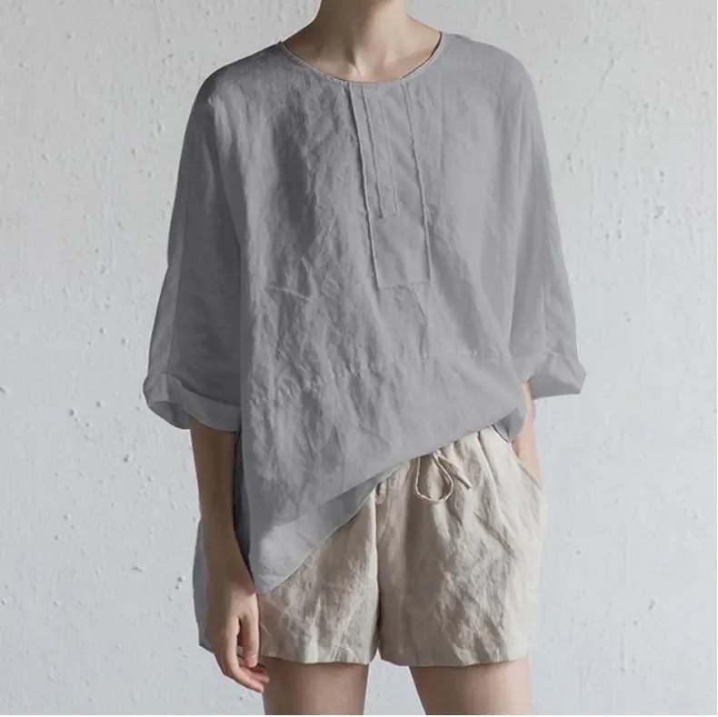 Black Round Neck Linen T-Shirt with Back Fork Half Sleeve