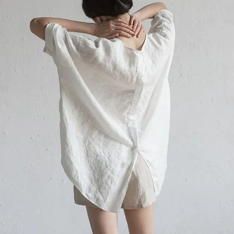 Black Round Neck Linen T-Shirt with Back Fork Half Sleeve