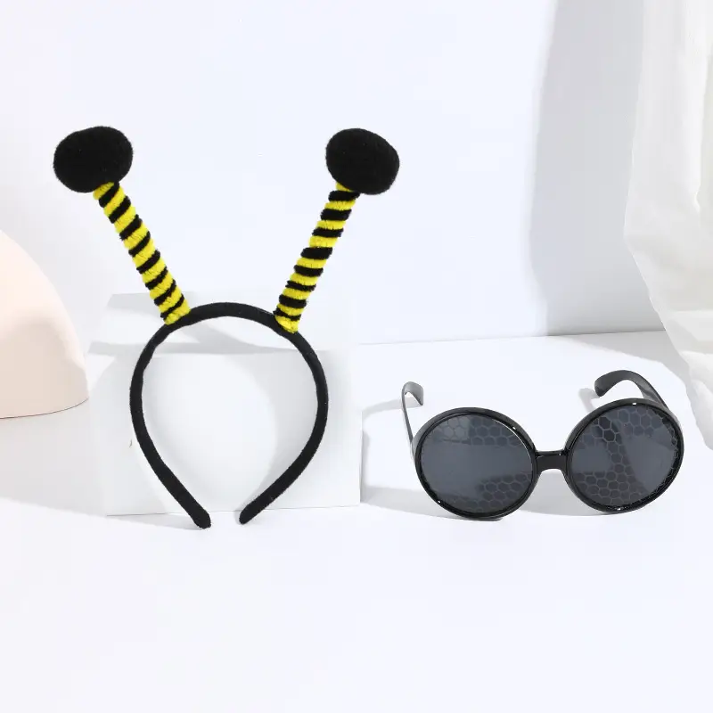 Black Bee Wing Sunglasses Party Costume Set - Image 3