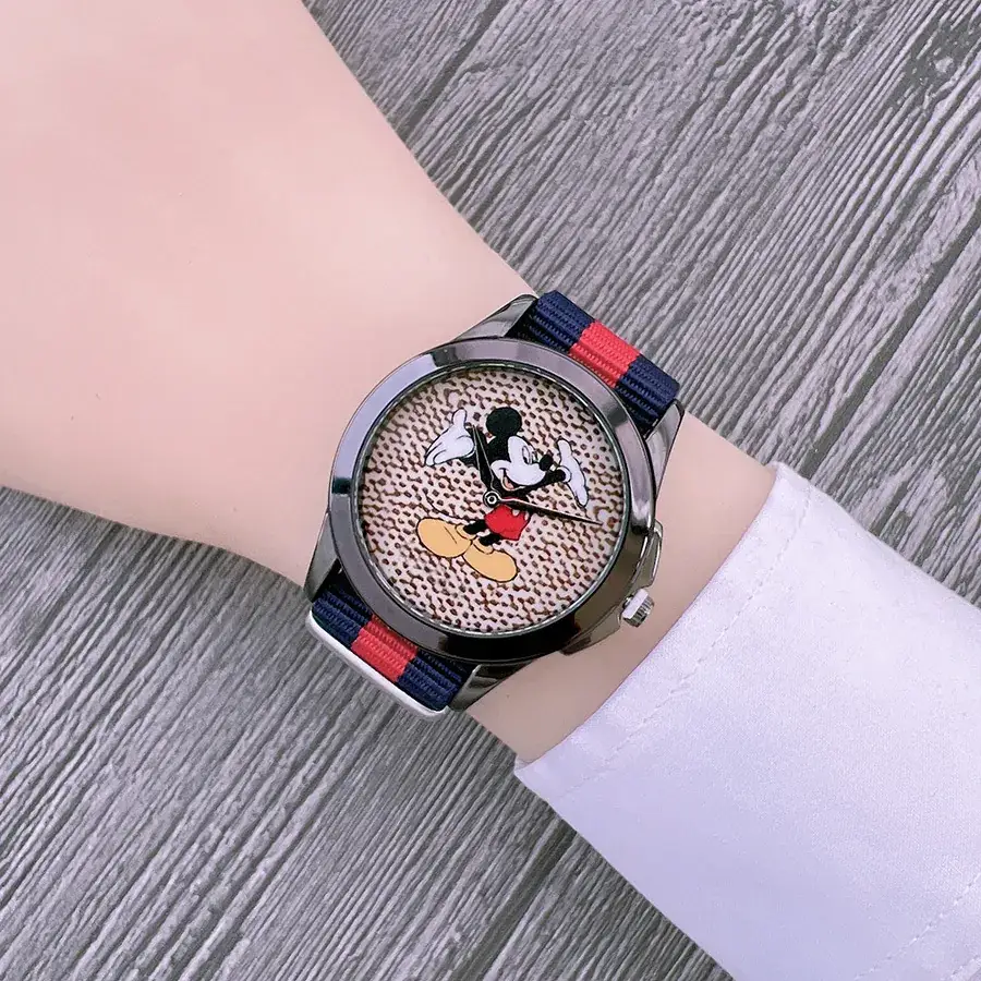 Cross-Border Dog Head Quartz Watches with Nylon Straps - Image 10