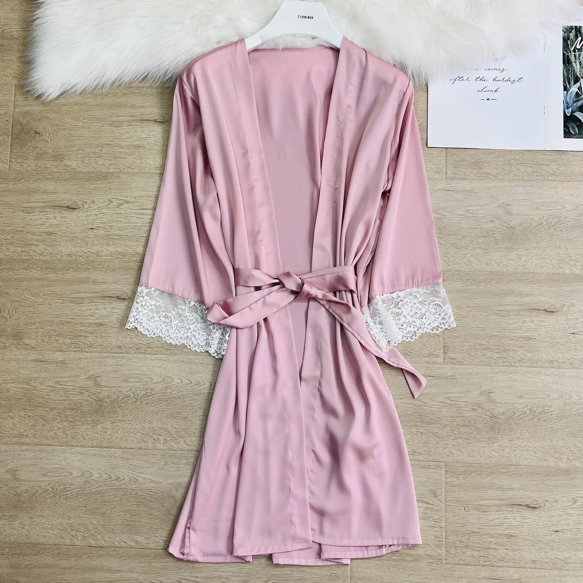 Pink Lace Nightgown Women's Silk Pajamas - Image 3