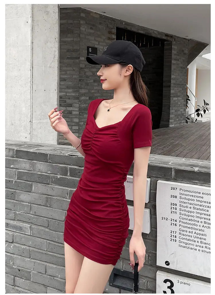 Small Hip-Hugging Pleated Skirt Dress Pink — feature 12