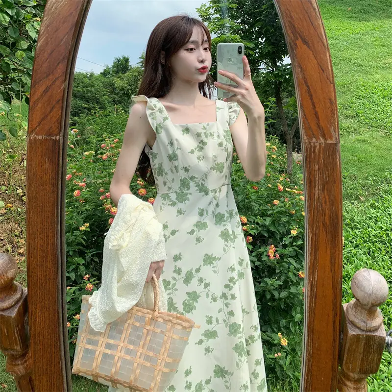 Women's Green Floral Gown with Square Collar Waist - Image 4