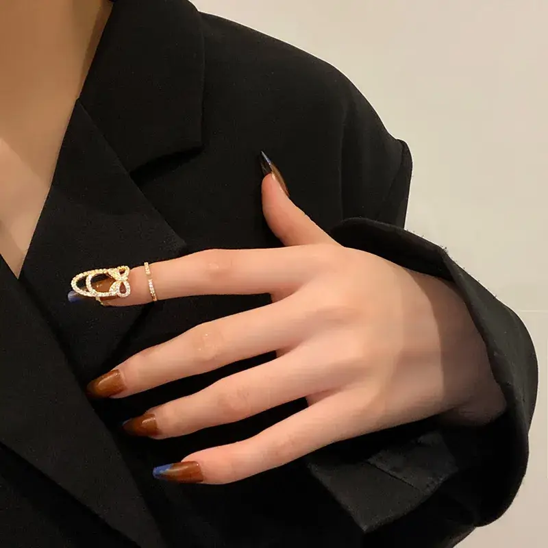 Women's Adjustable Crystal Pearl Ring with French Flower Design - Image 10
