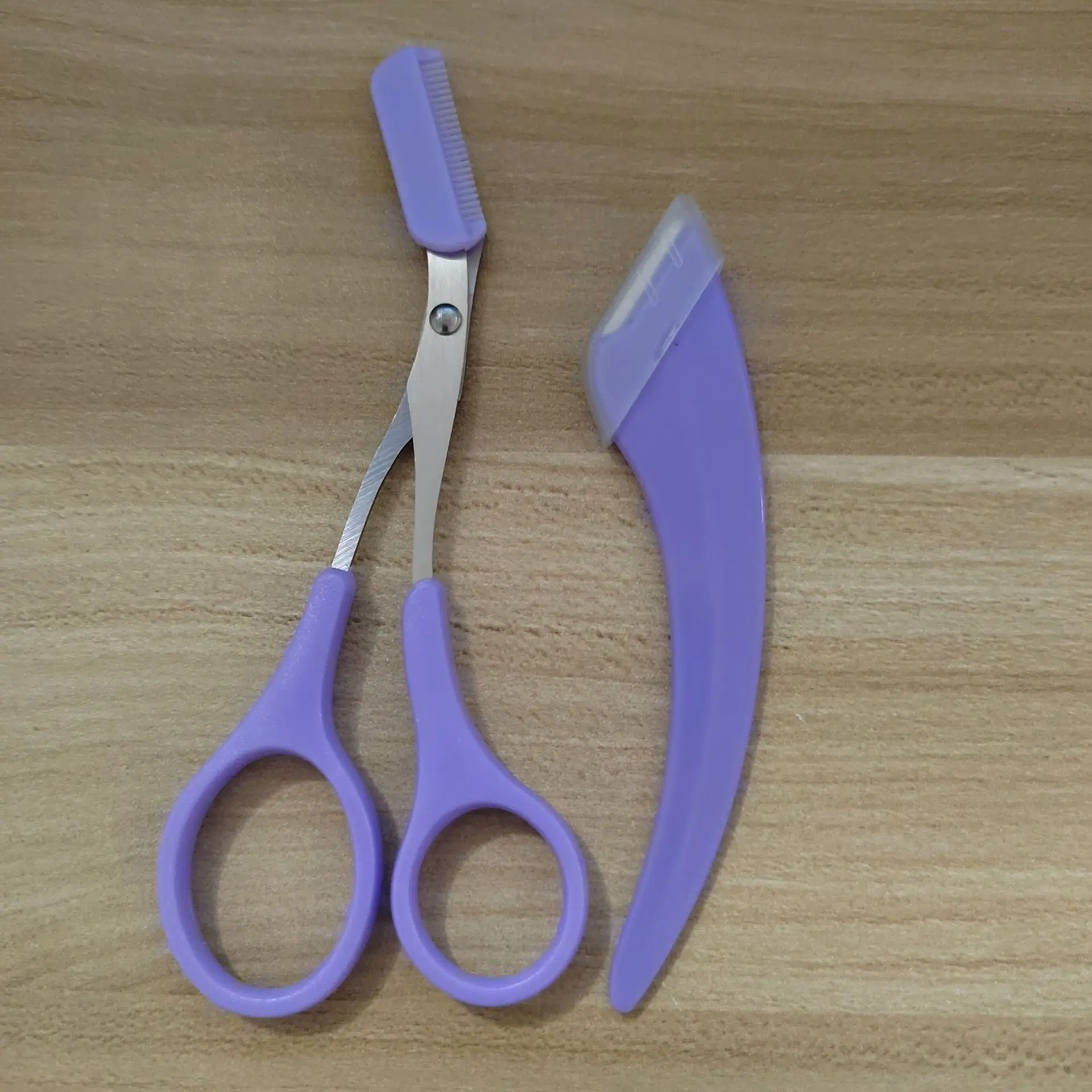 Eyebrow Trimming Scissors with Comb & Blade - Image 20