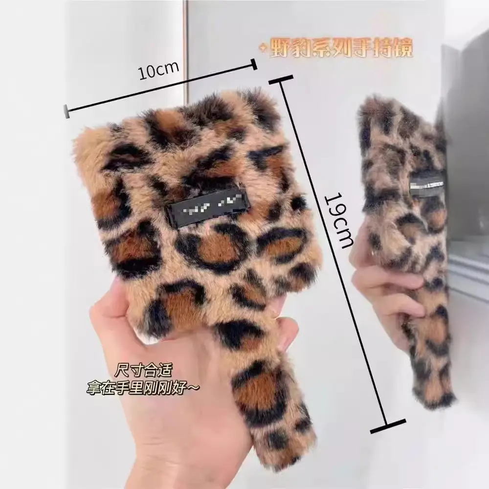 Red Makeup Mirror with Handle and 10cm Size - Image 23