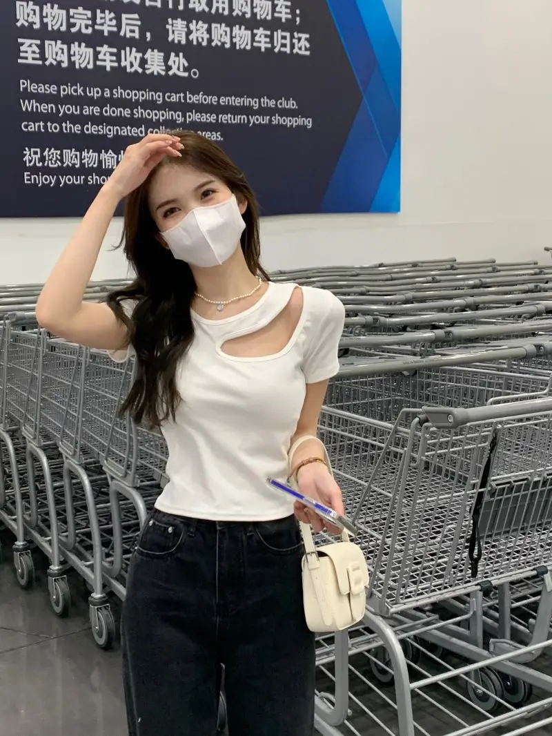 2025 Women Black Hollow Slim Fit T-Shirt — feature 15