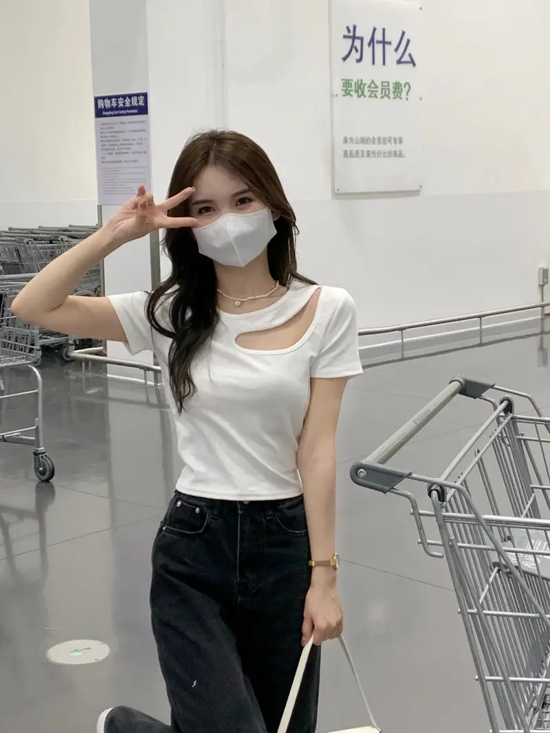 2025 Women Black Hollow Slim Fit T-Shirt — feature 16