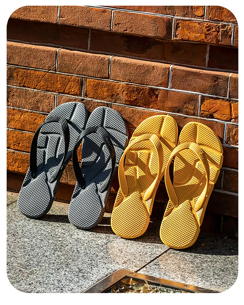 Plus Size Gray Flip Flops Men's Non-Slip Beach Slippers — feature 19