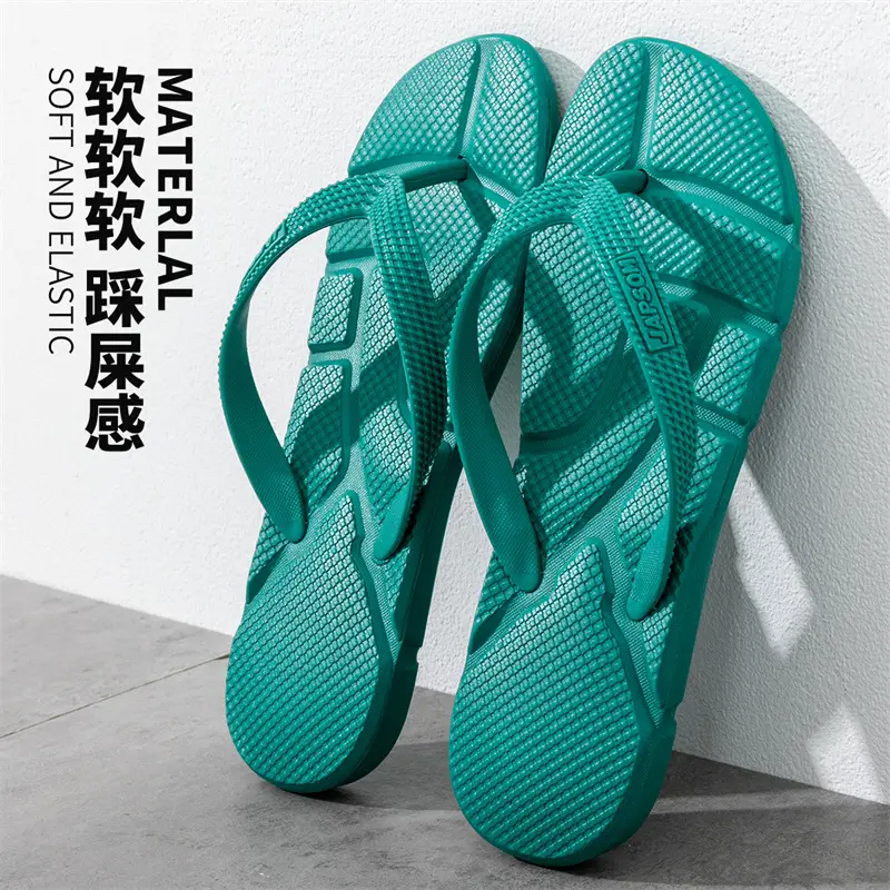 Plus Size Gray Flip Flops Men's Non-Slip Beach Slippers