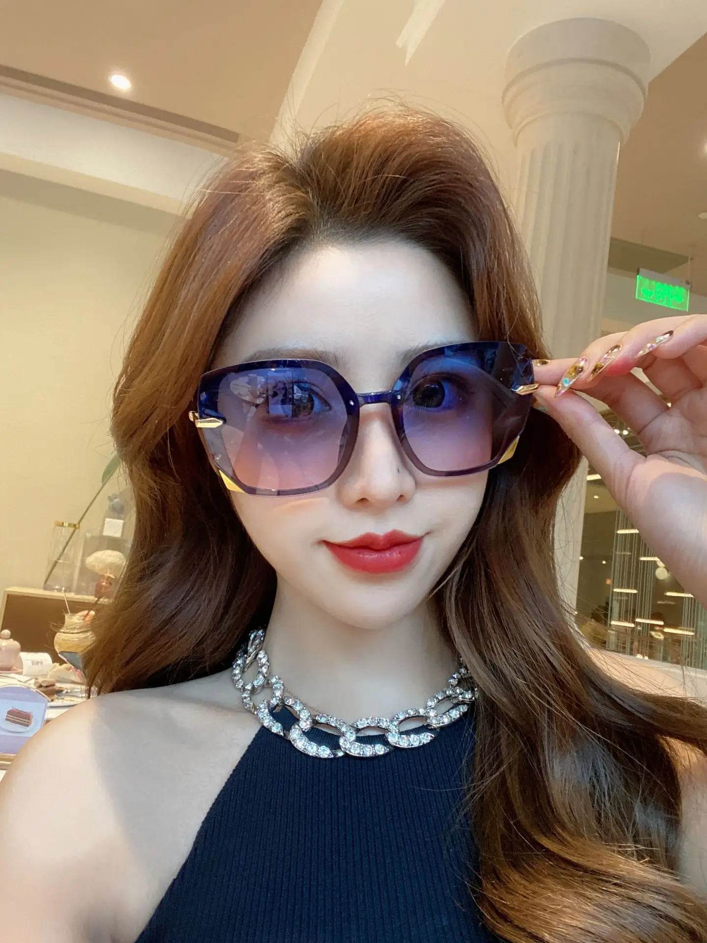 Women Polygonal Sunglasses Brown Gradient Gold Frame — feature 3