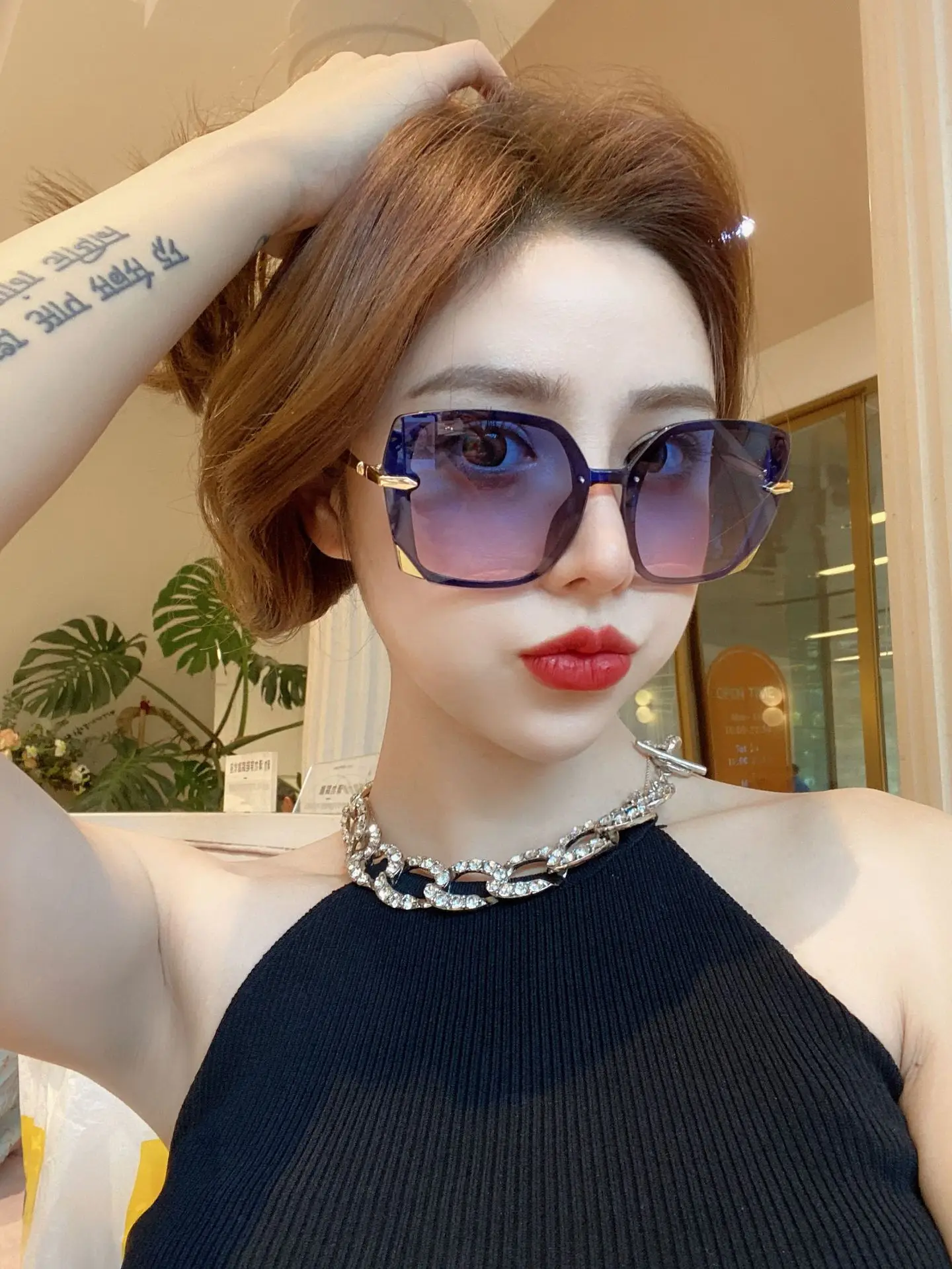 Women Polygonal Sunglasses Brown Gradient Gold Frame — feature 4