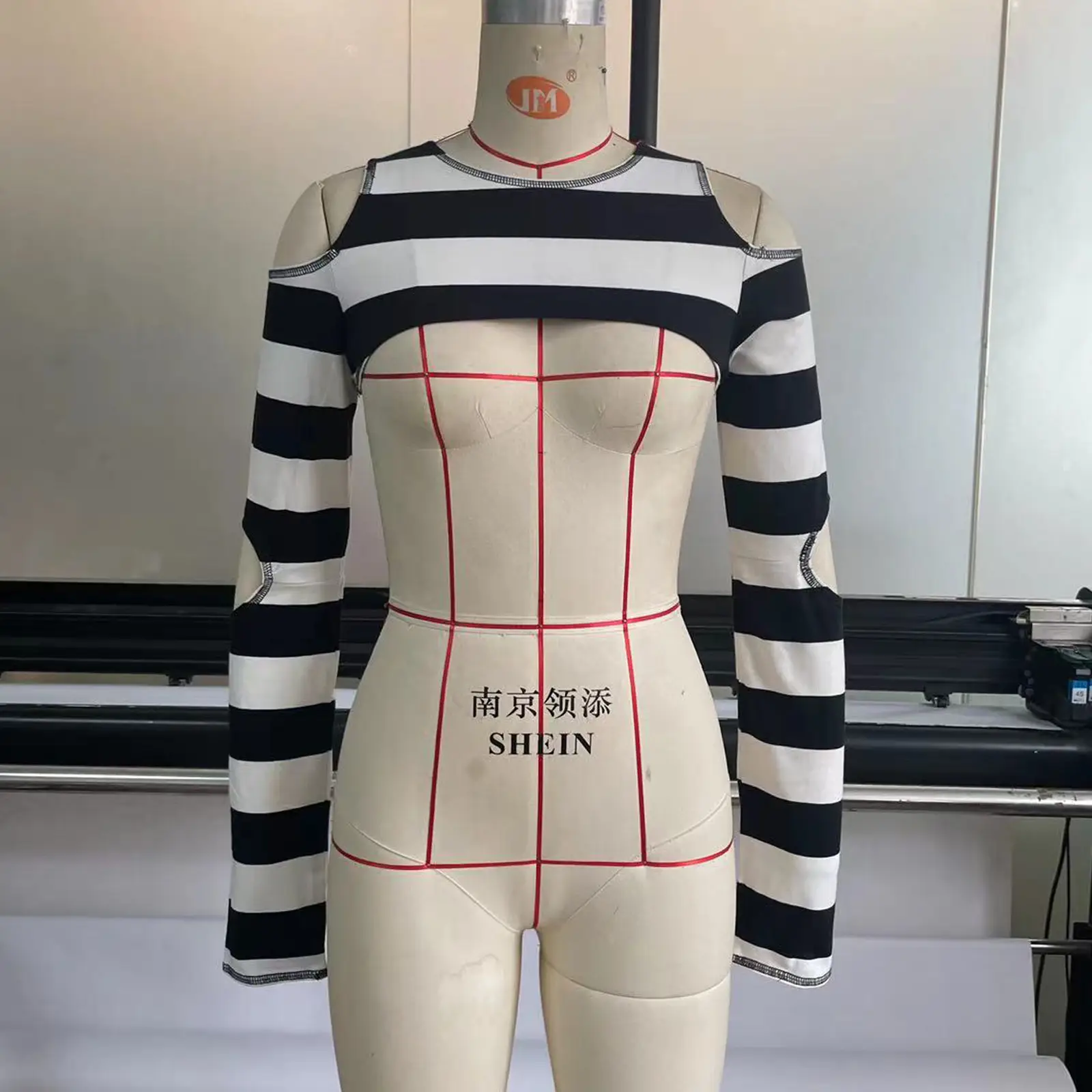 Long Sleeve Navel Baring Blouse Black White Stripes Women - Image 4