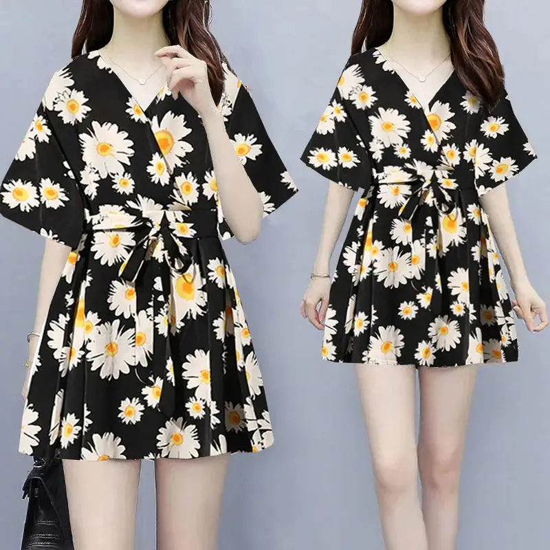 Black Banana Print Belted Skirt Suit for Women — feature 3