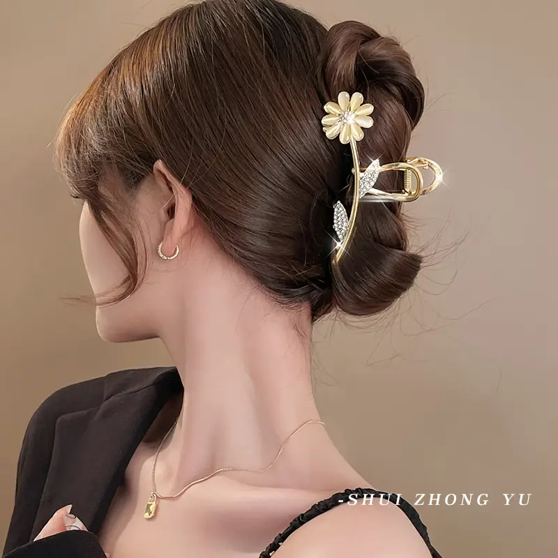 Tassel Hair Clip for Women's Back Head High Sense Shark Clip - Image 14