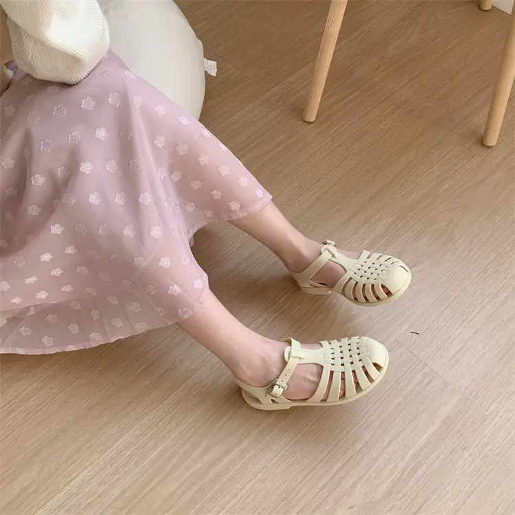 2025 New Roman Sandals Soft Jelly Shallow Mouth Flat Heel Baotou Temperament Plaid Women's Single Shoes Non-Slip Plastic Shoes — feature 8