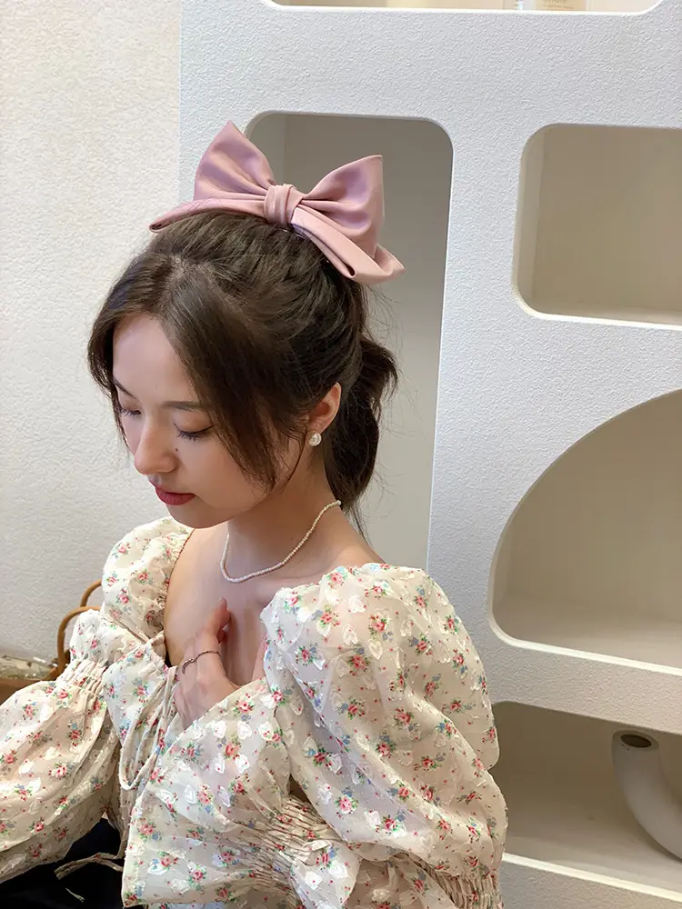 Women's Black Three-Dimensional Bow Hairpin Clip — feature 22