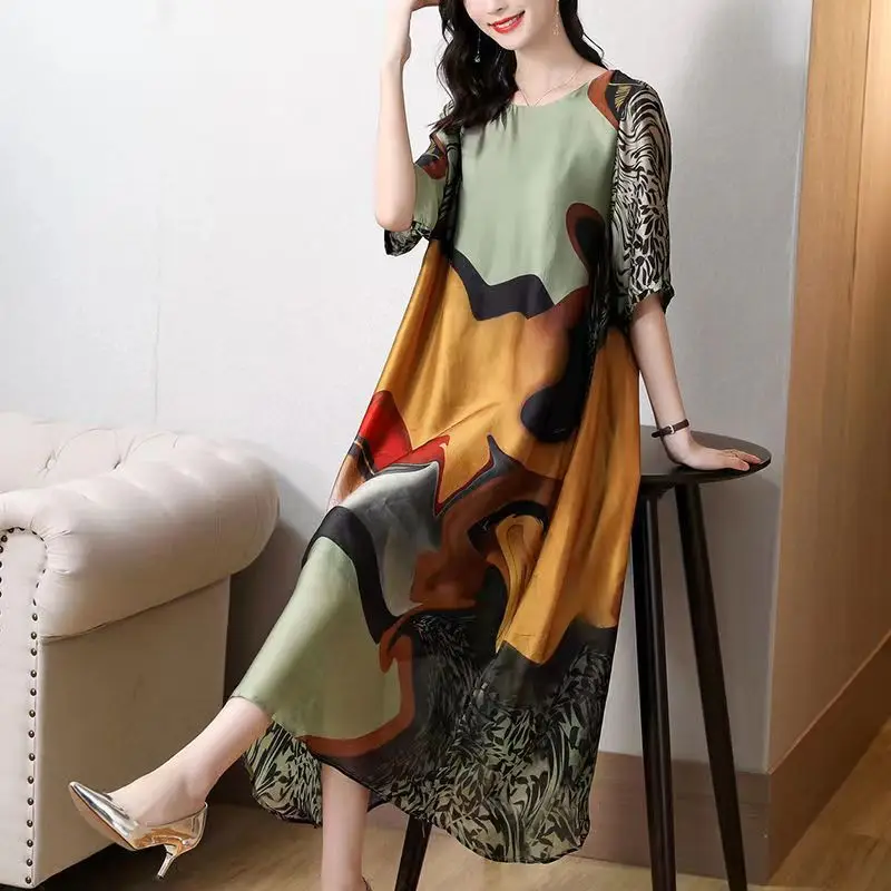 Large Size Printed Dress Women Summer New Round Neck Mother Dress - Image 4