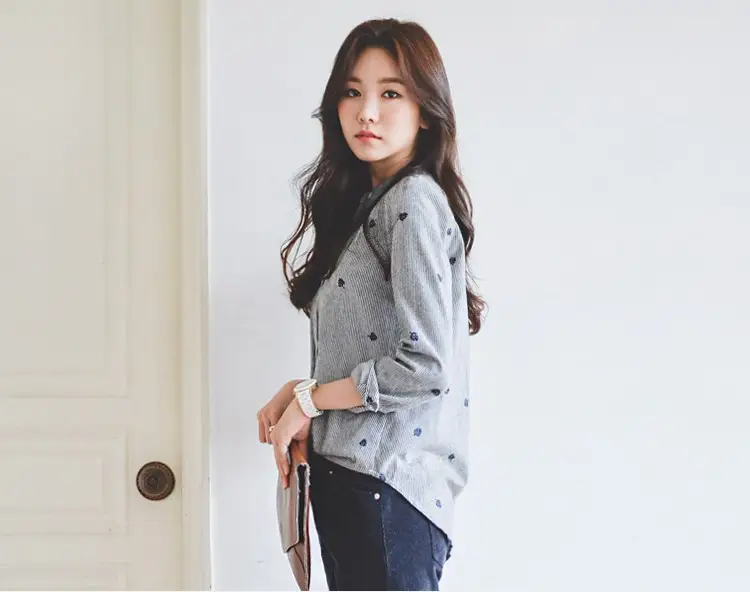 2026 Spring Striped Collar Shirt for Women — feature 4