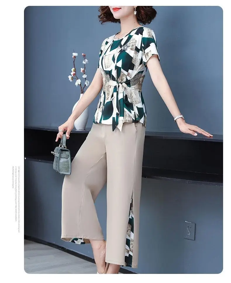 Middle-Aged Women 2-Piece Summer Outfit Set — feature 9