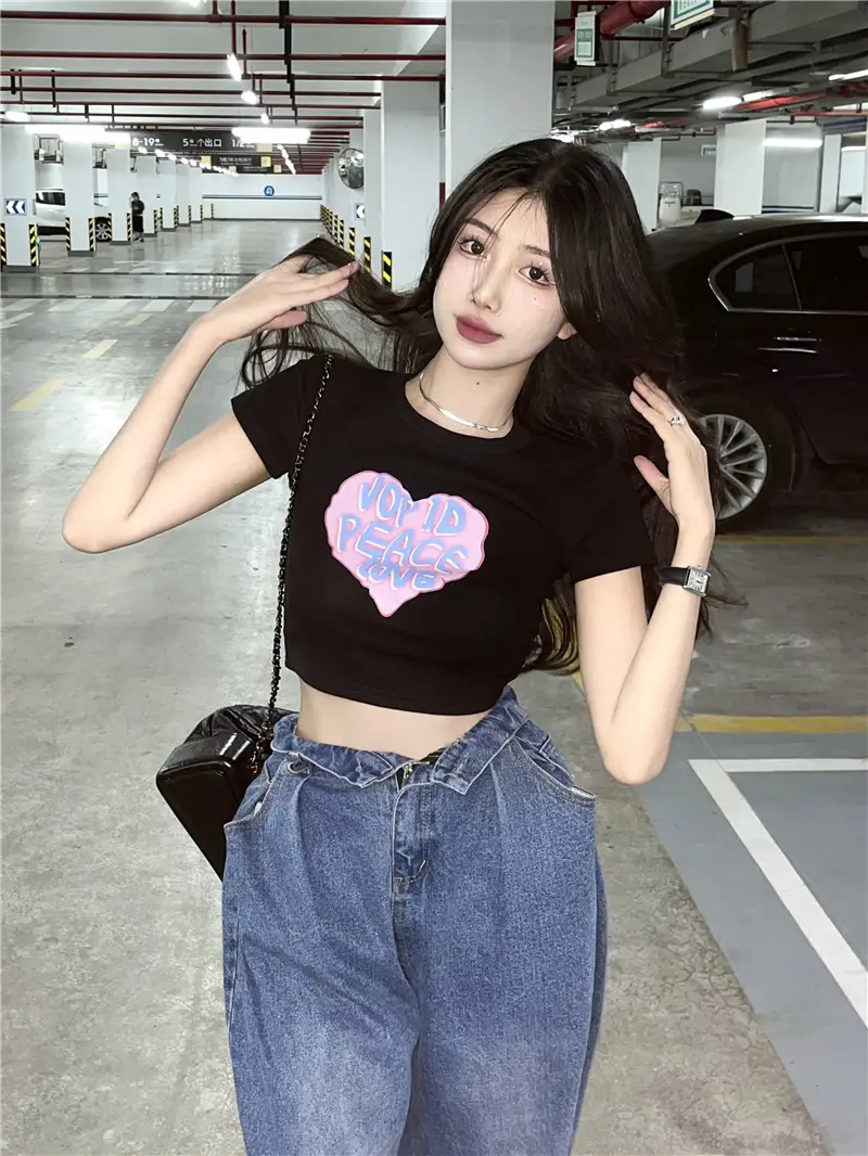 Women Short Sleeve T-Shirt White Heart Print 2025 — feature 17