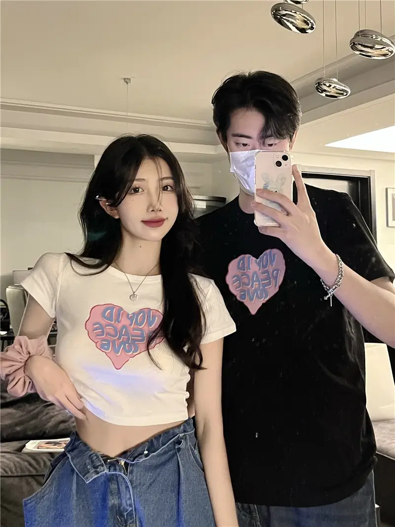 Women Short Sleeve T-Shirt White Heart Print 2025 — feature 2