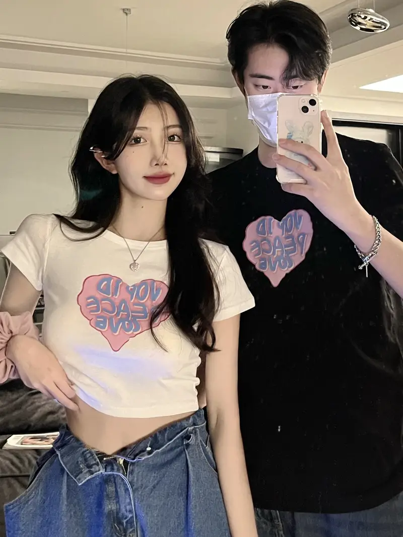Women Short Sleeve T-Shirt White Heart Print 2025 — feature 4