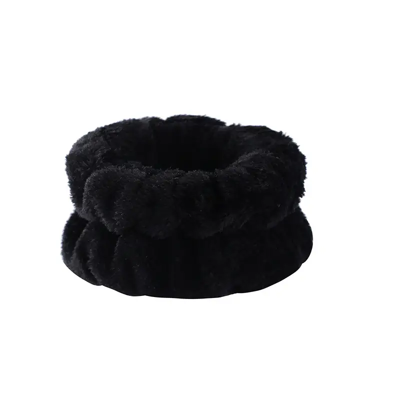 White Plush Wristband Face Wash Holder - Image 5