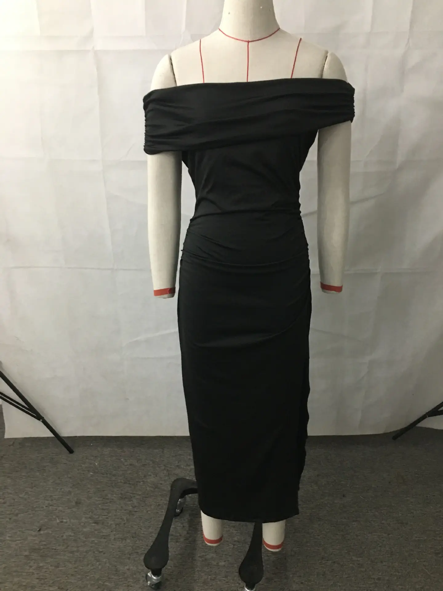 Black Strapless High-Slot Evening Gown Dress - Image 7