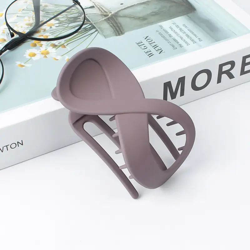 8-Shaped Shark Clip Hair Accessories Wholesale - Image 5