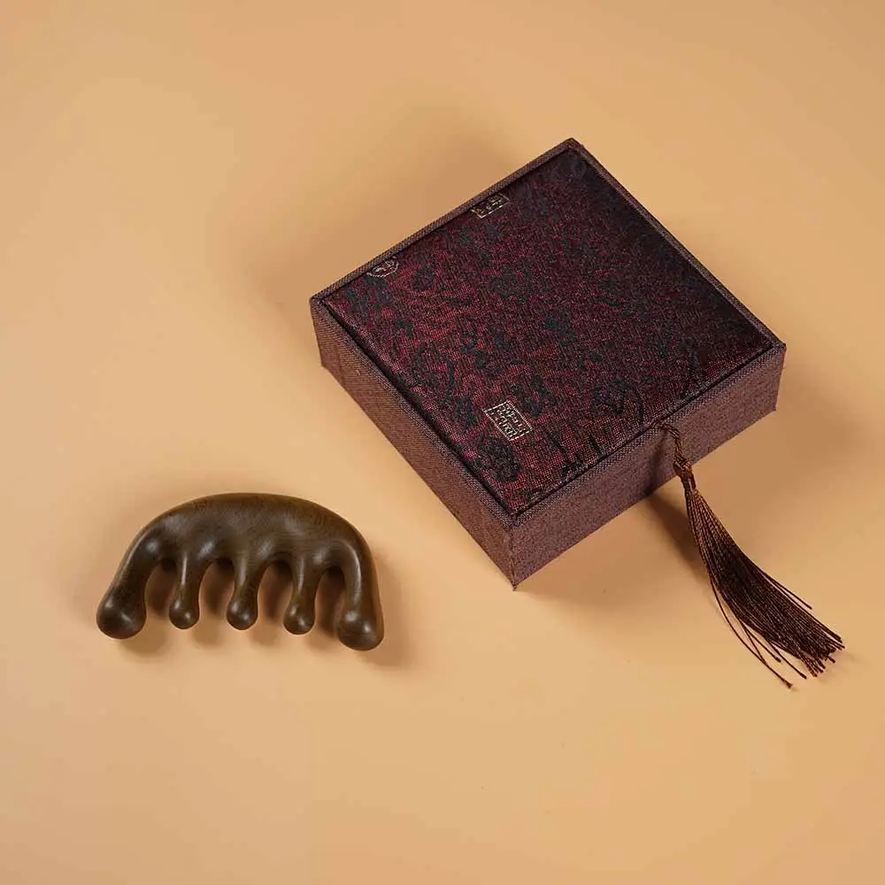Green Sandalwood Massage Comb with Five Teeth - Image 7