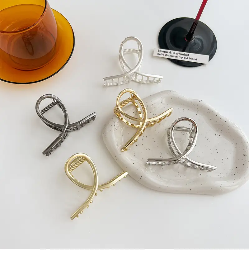 Gold Korean Style Hairpin for Women — feature 3