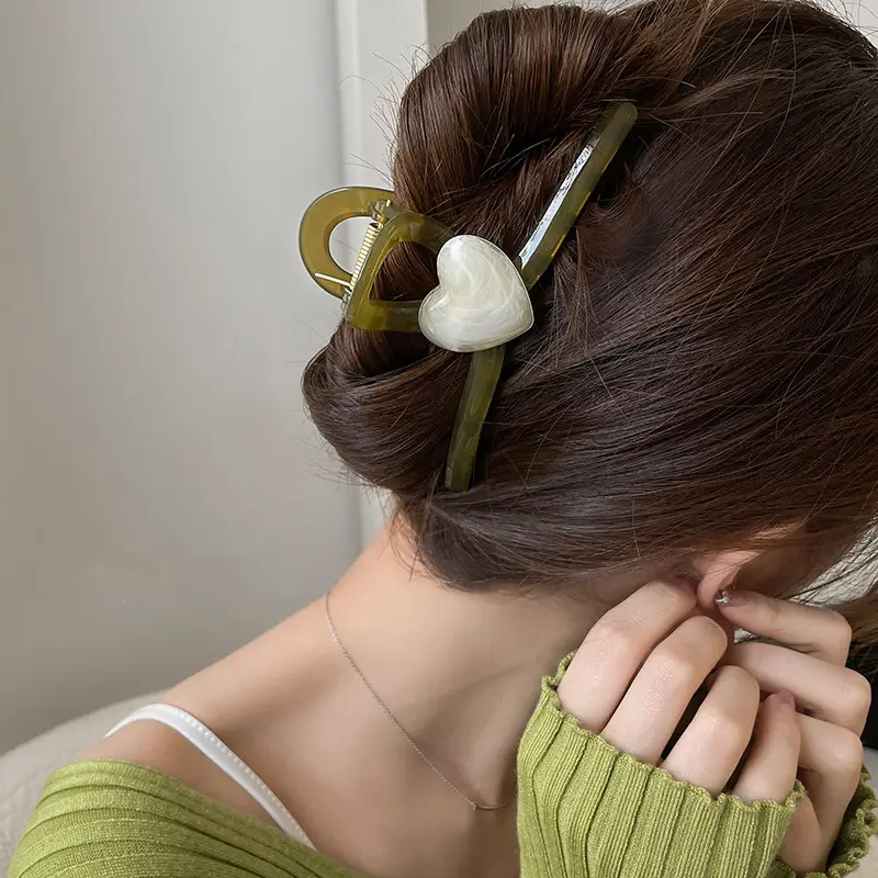 South Korea Jelly Color Love Grip Sweet Internet Celebrity High Sense Back Head Updo Shark Clip Headdress Wholesale - Image 17
