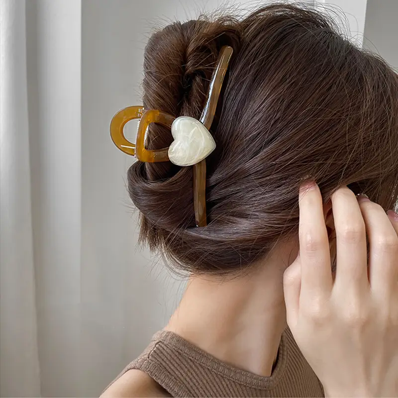 South Korea Jelly Color Love Grip Sweet Internet Celebrity High Sense Back Head Updo Shark Clip Headdress Wholesale - Image 18