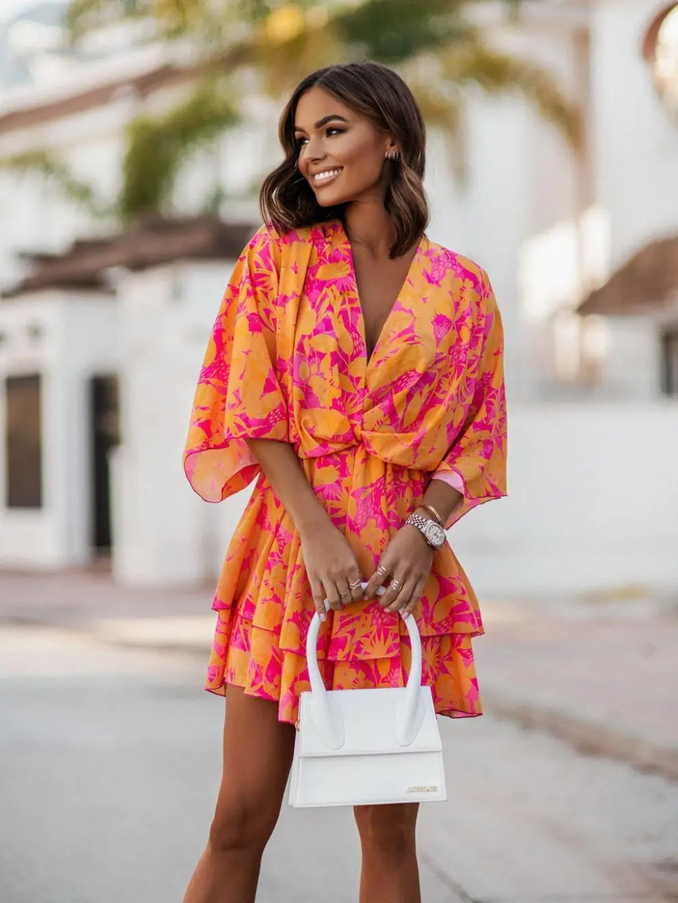 2023 Pink Wave Print V-Neck Dress with Belt — feature 17