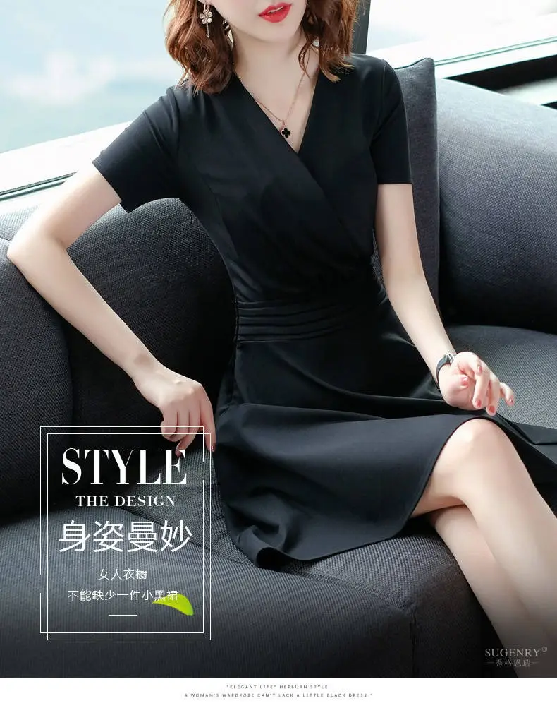 Women's Red Short Sleeve V-Neck Dress Large — feature 9