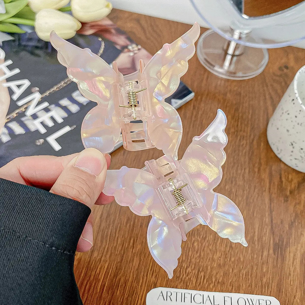 Artificial Butterfly Hair Clip for Women Mermaid Hijimi Style - Image 10